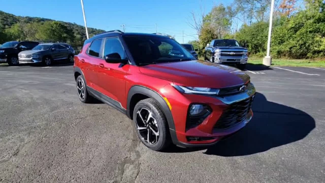 2022 Chevrolet Trailblazer RS photo 2