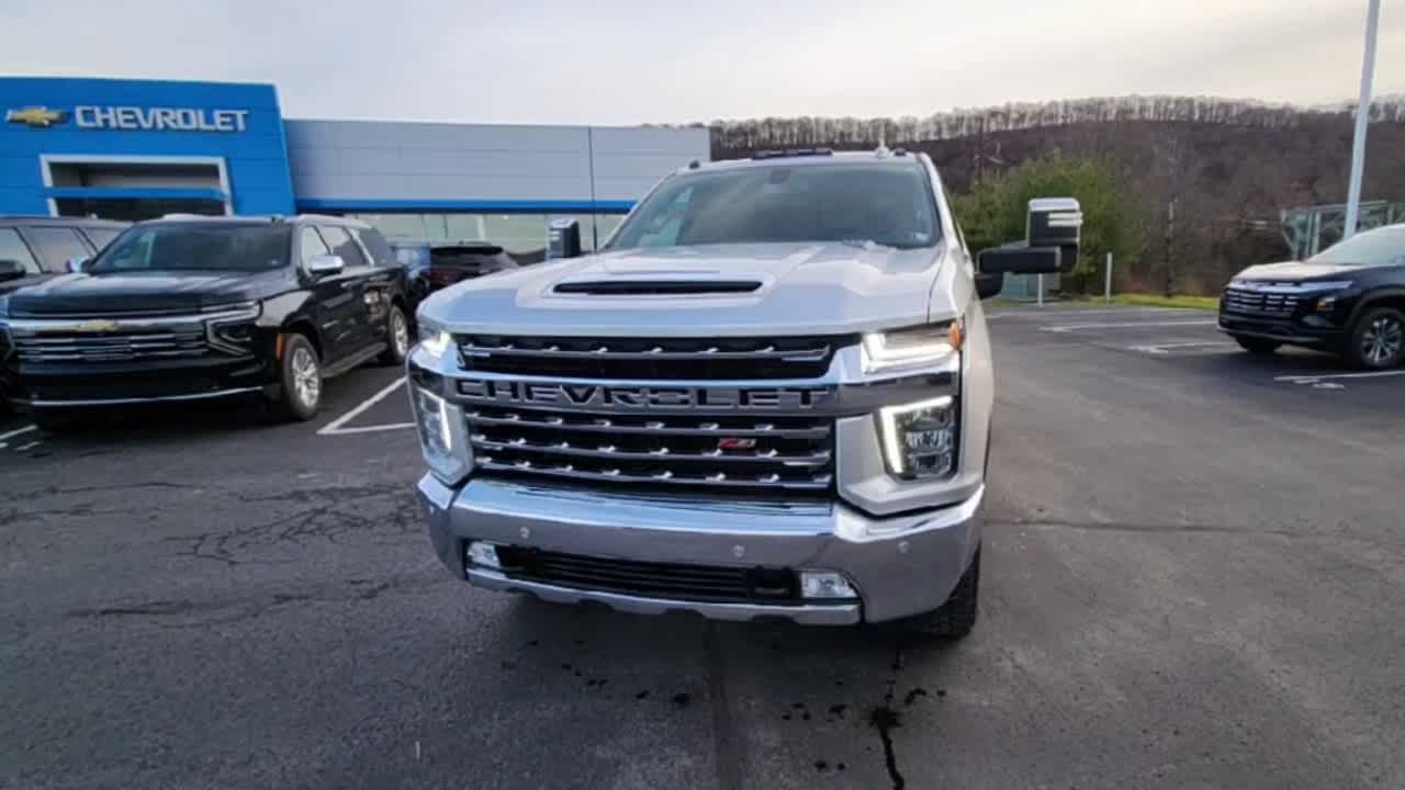 2022 Chevrolet Silverado 2500HD LTZ photo 4