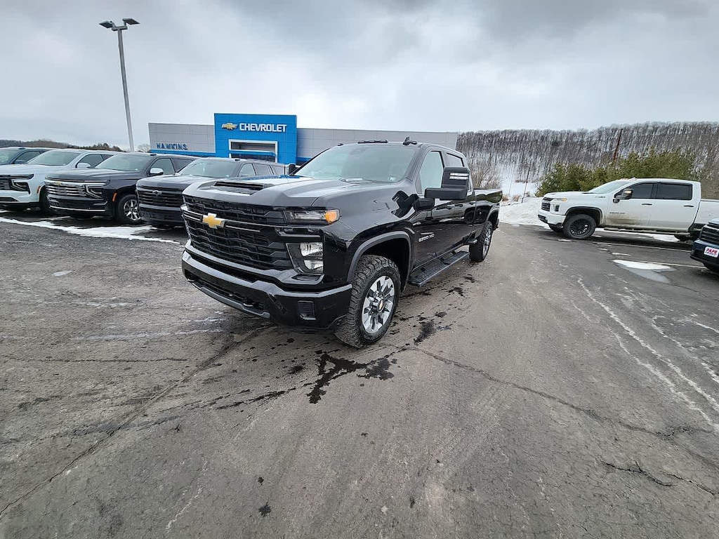 Used 2024 Chevrolet Silverado 2500 HD Custom Truck