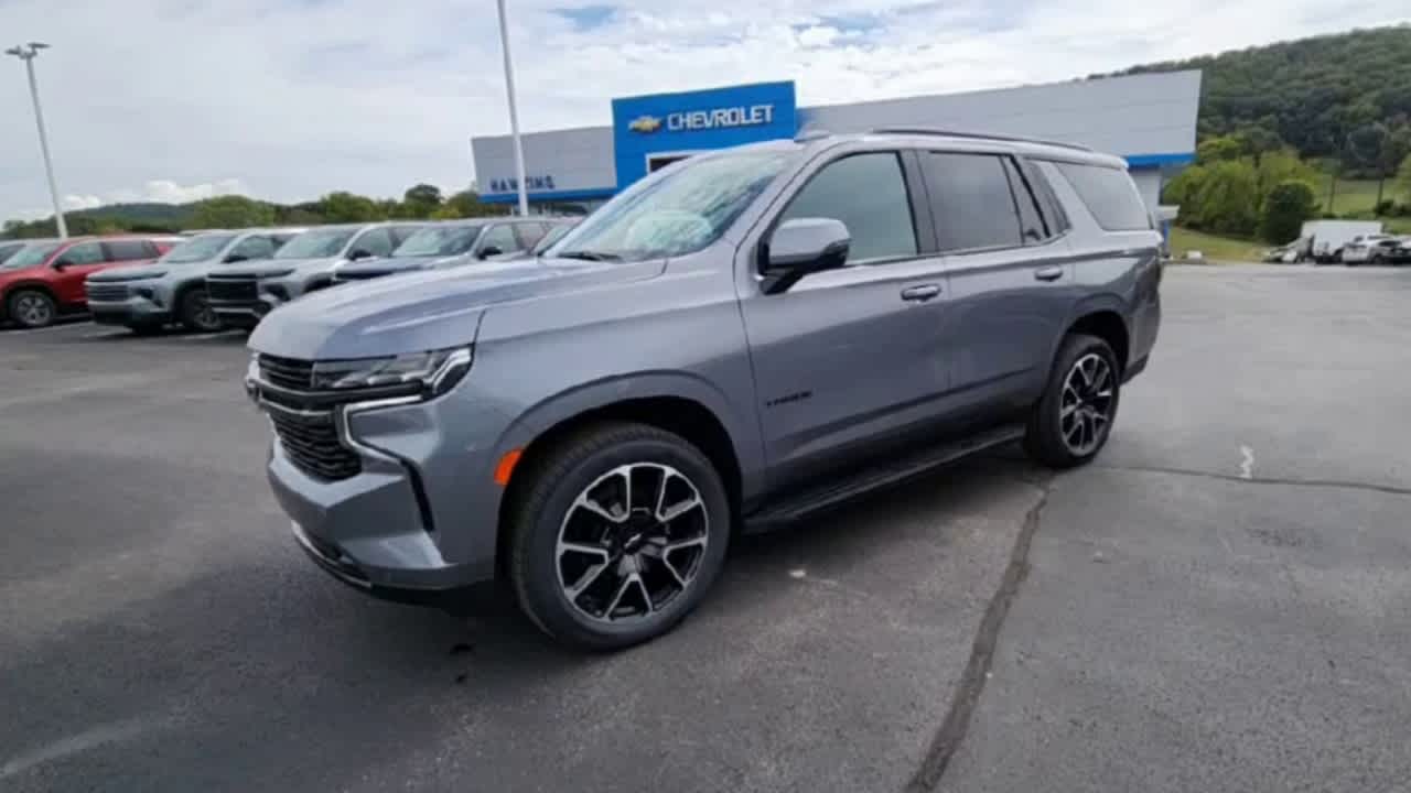 2022 Chevrolet Tahoe RST photo 2