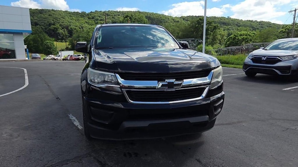 Used 2017 Chevrolet Colorado 4WD LT Truck