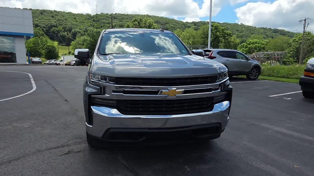 Used 2020 Chevrolet Silverado 1500 LT Truck