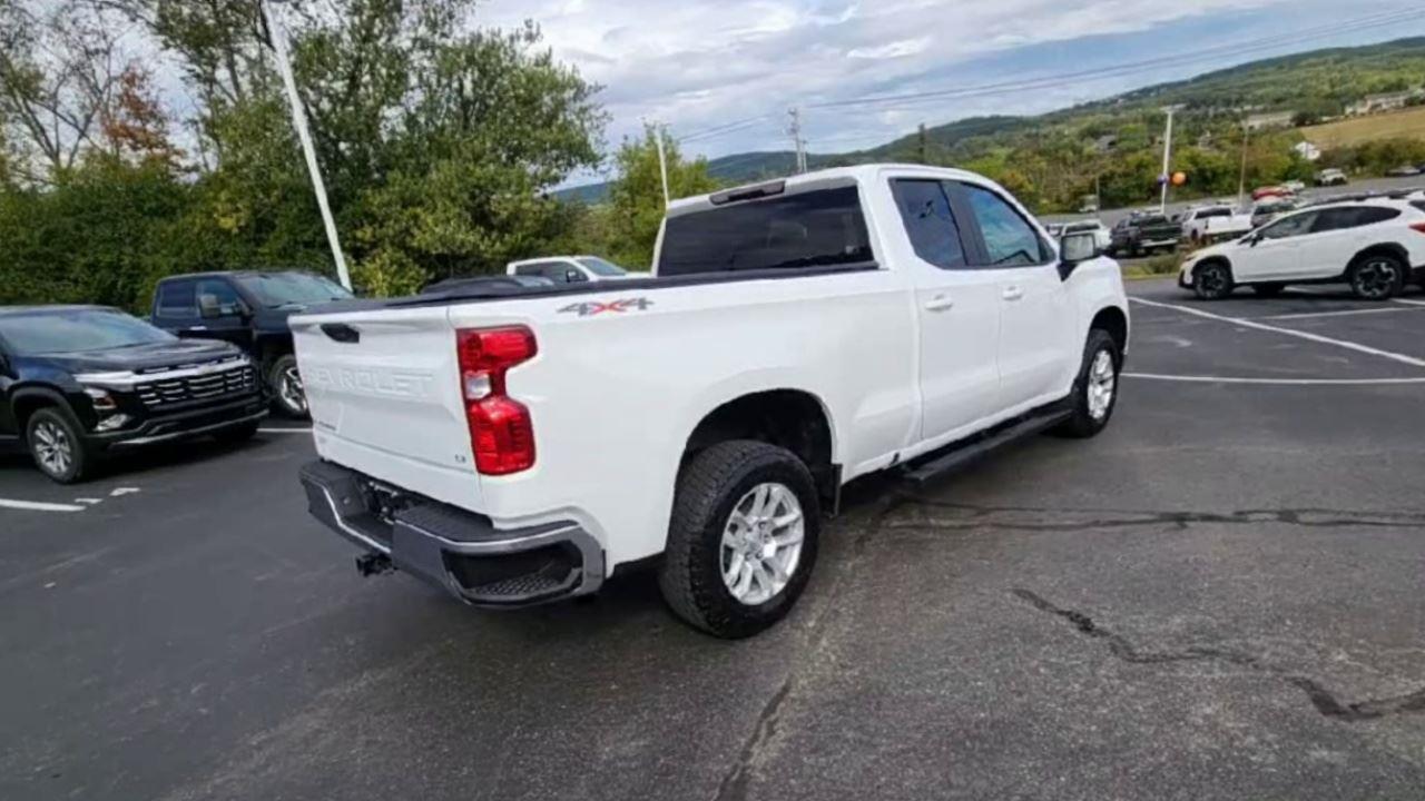 2022 Chevrolet Silverado 1500 LT - Photo 8