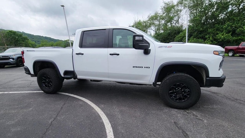 Used 2025 Chevrolet Silverado 2500 HD ZR2 Truck