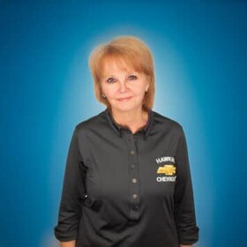 Staff member Roxie from ID_e1b912fa01c3