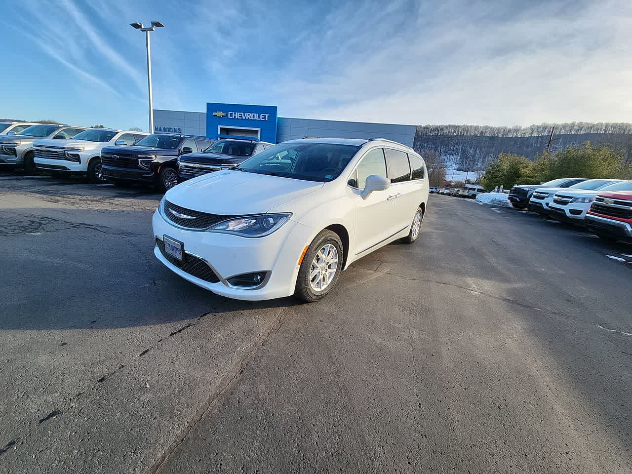 2020 Chrysler Pacifica Touring L's photo