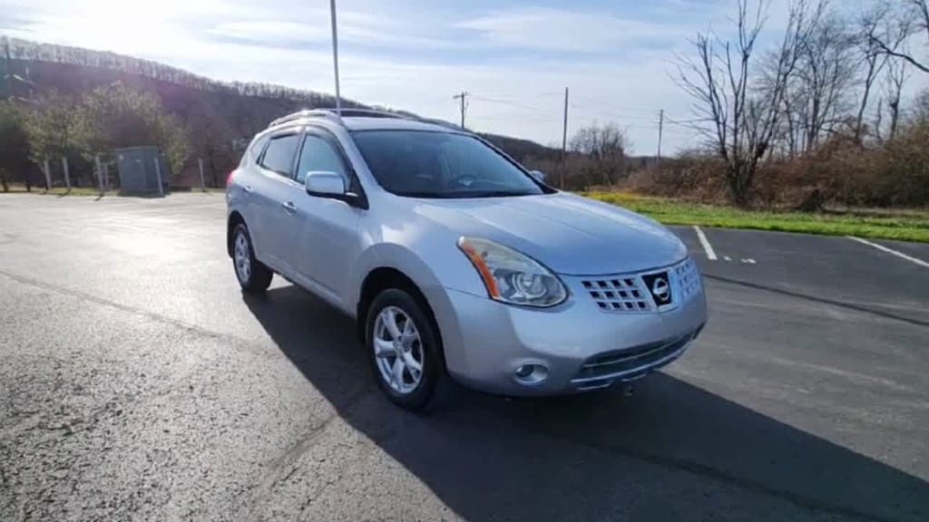 Used 2010 Nissan Rogue SL