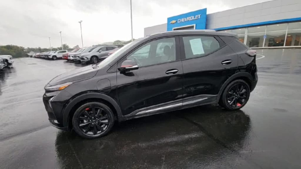 Used 2023 Chevrolet Bolt EUV Premier Redline SUV
