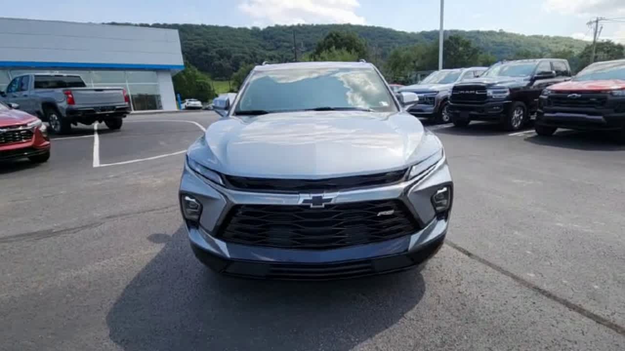 2024 Chevrolet Blazer RS photo 3