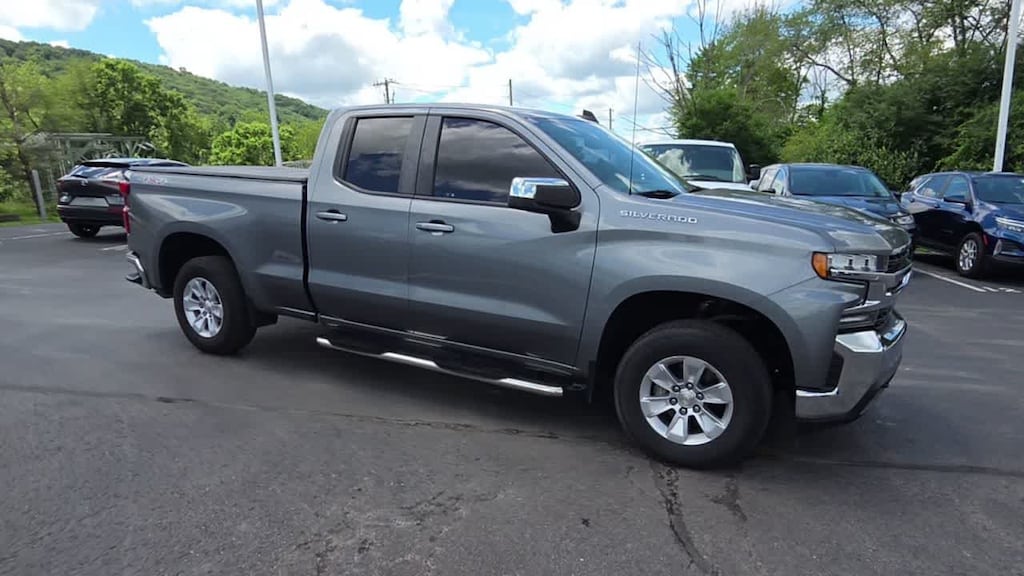 Used 2020 Chevrolet Silverado 1500 LT Truck