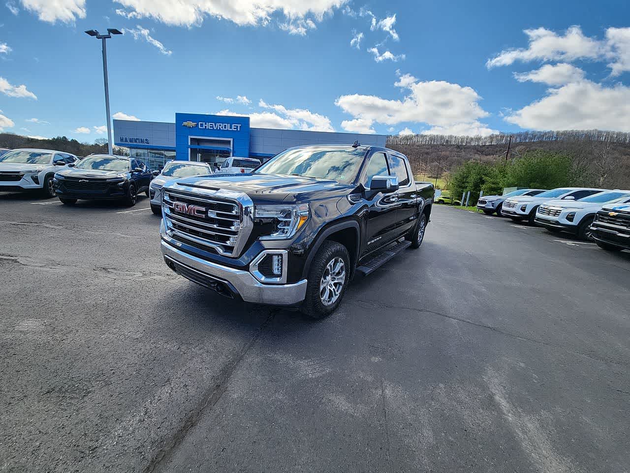 2020 GMC Sierra 4WD Crew Cab Short Box SLT's photo