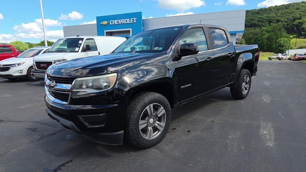 Used 2017 Chevrolet Colorado 4WD LT Truck