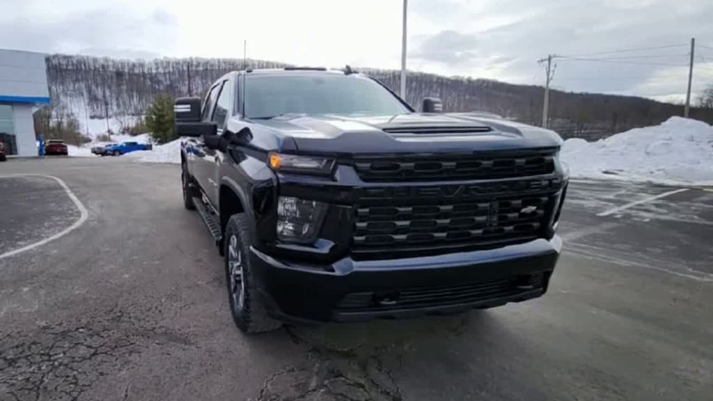 Used 2023 Chevrolet Silverado 2500 HD Custom Truck