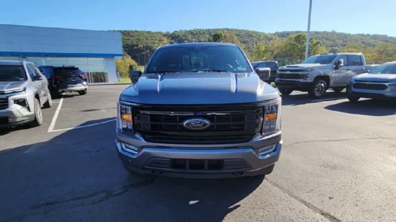 2023 Ford F-150 XLT photo 3