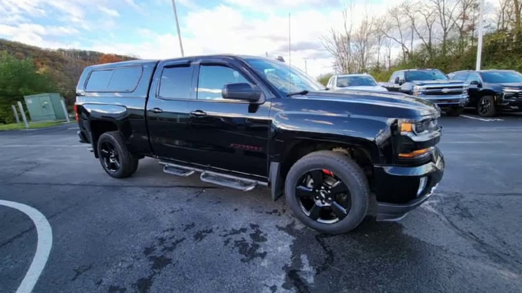 Used 2018 Chevrolet Silverado 1500 LT Truck