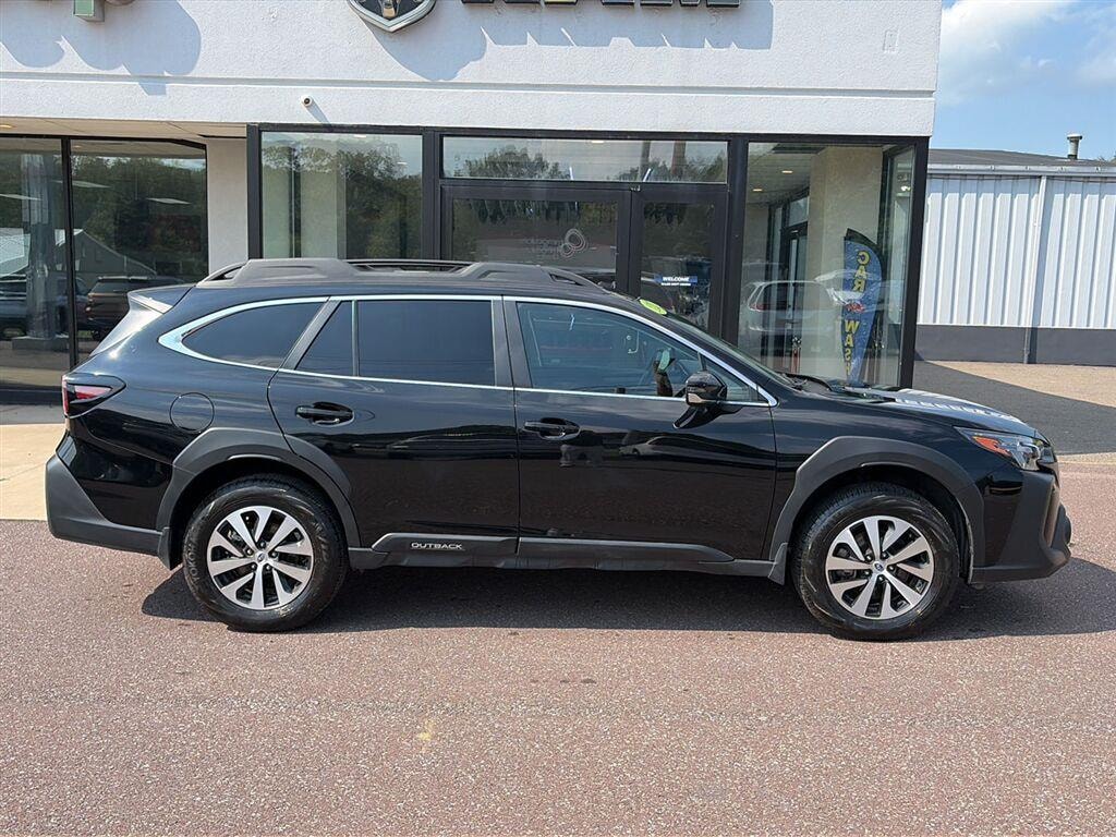 Used 2025 Subaru Outback Premium SUV