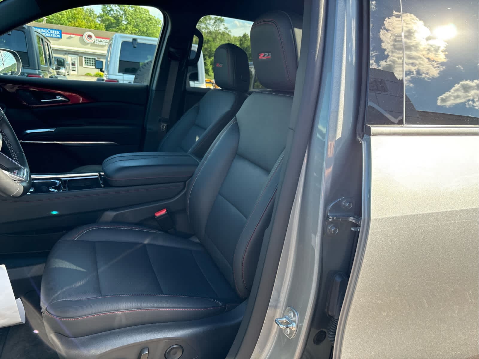 2024 Chevrolet Traverse Z71 - Photo 9