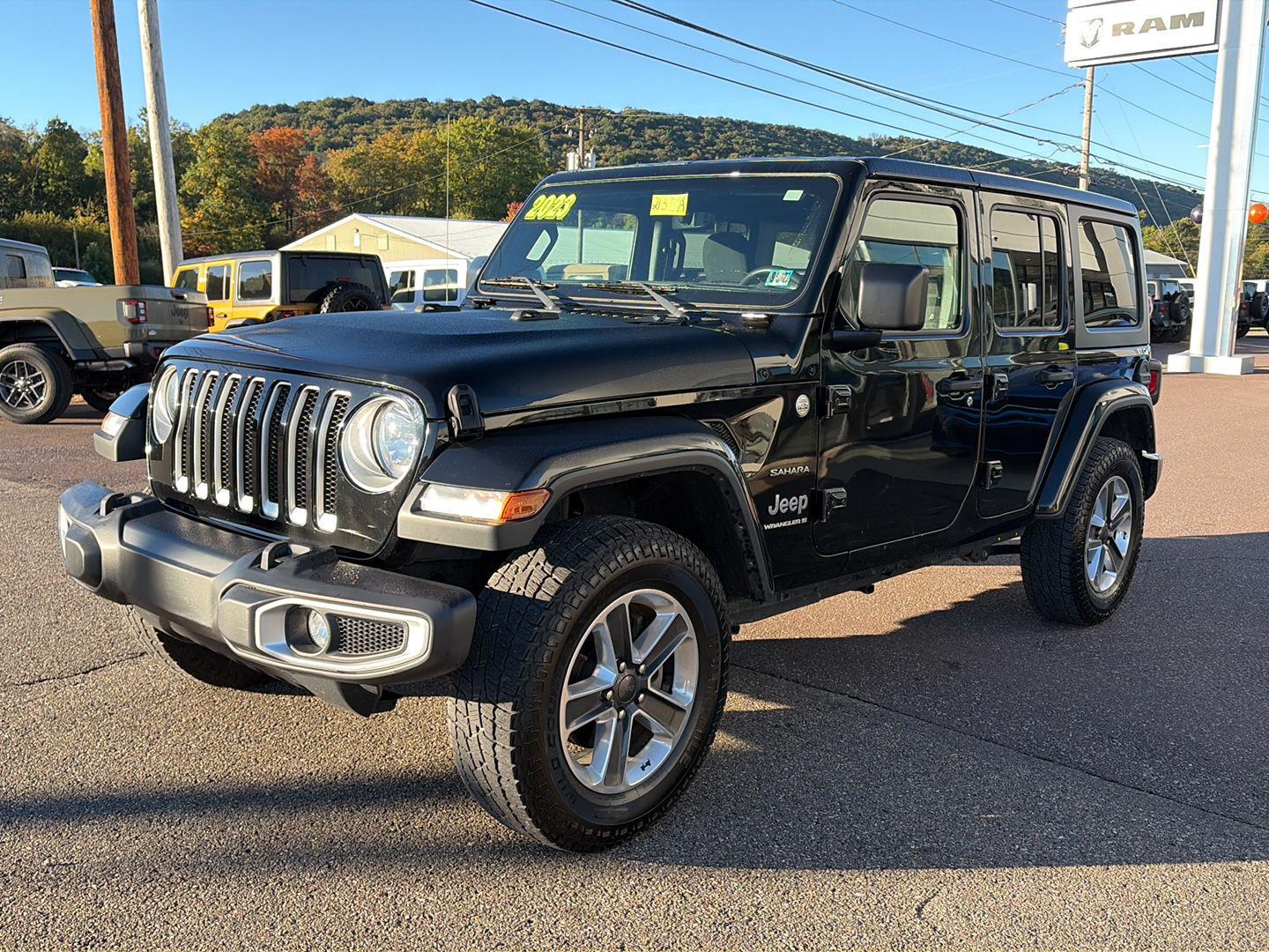 2023 Jeep Wrangler 4-Door Sahara