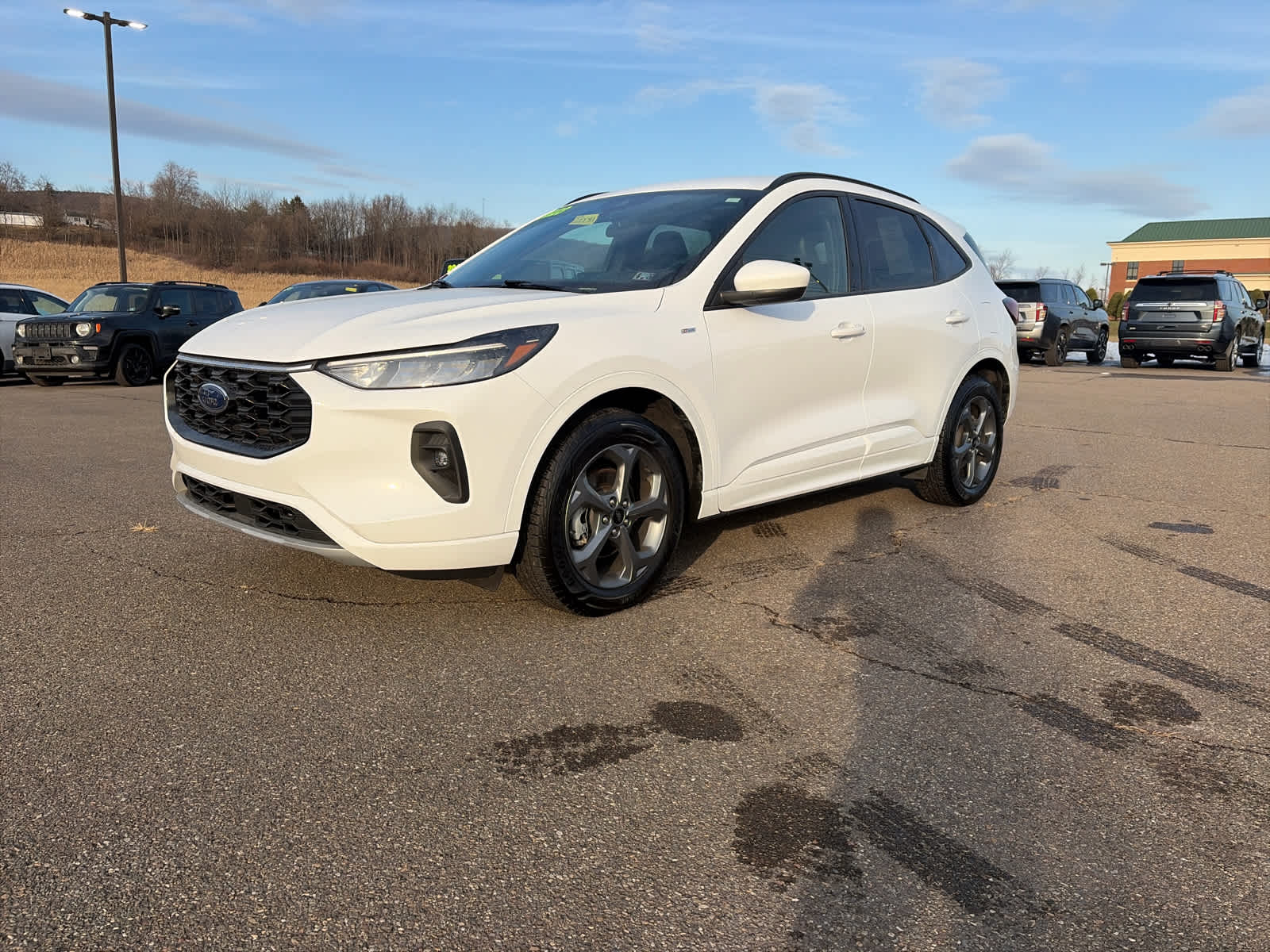 2023 Ford Escape ST-Line Select