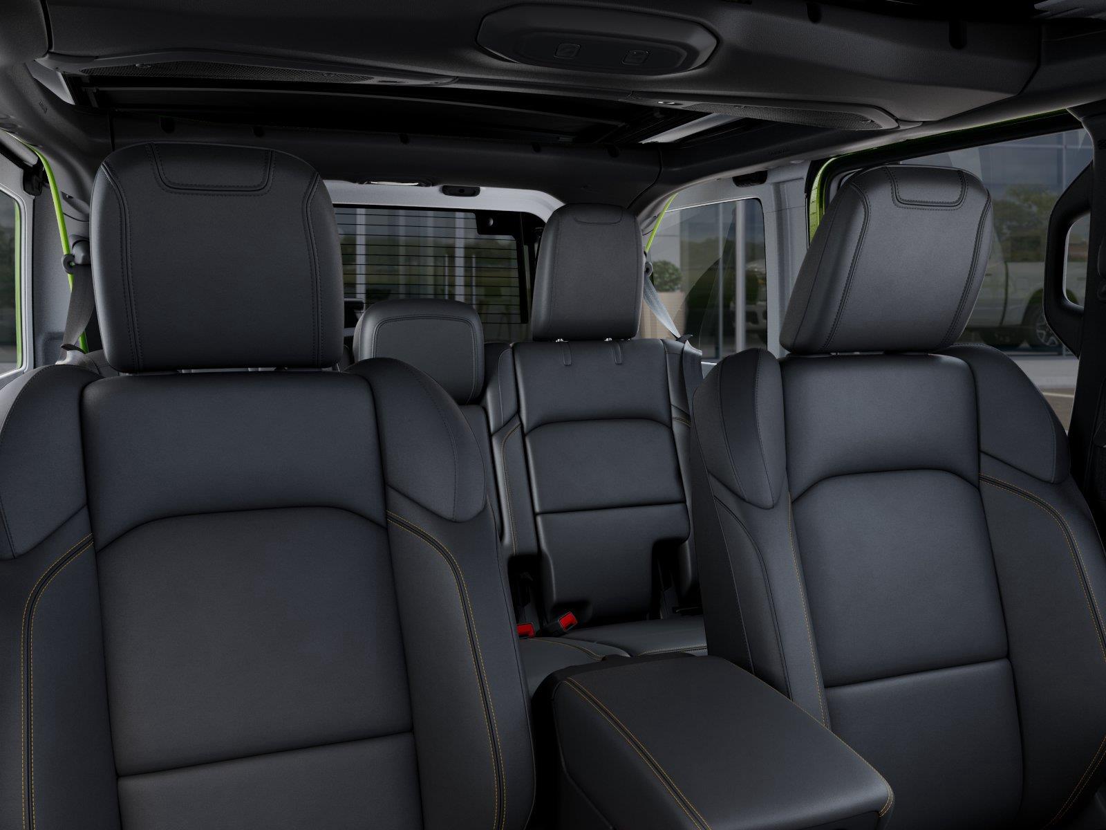2026 Jeep Wrangler 4-Door Sahara - Photo 26