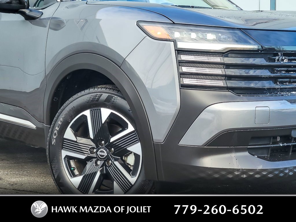 Used 2025 Nissan Kicks SV SV AWD