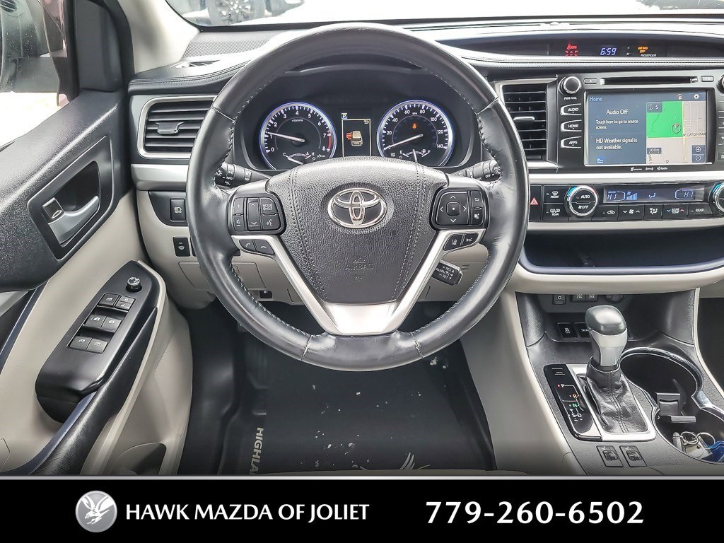 2017 TOYOTA HIGHLANDER - Image 9