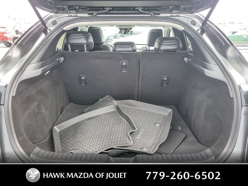 2025 MAZDA CX-30 - Image 18