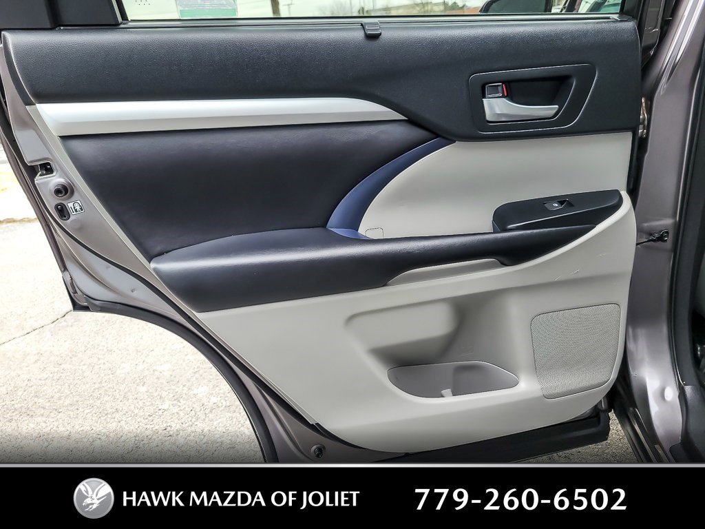 2017 TOYOTA HIGHLANDER - Image 16