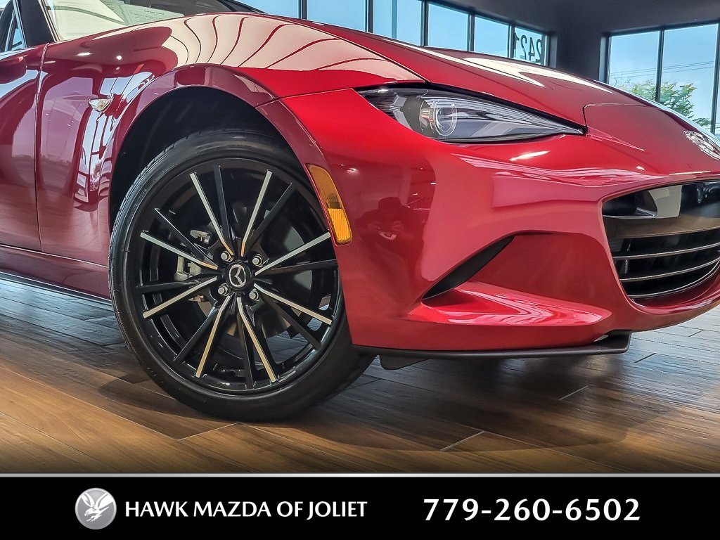 2025 Mazda MX-5 Miata Miata Grand Touring photo 2