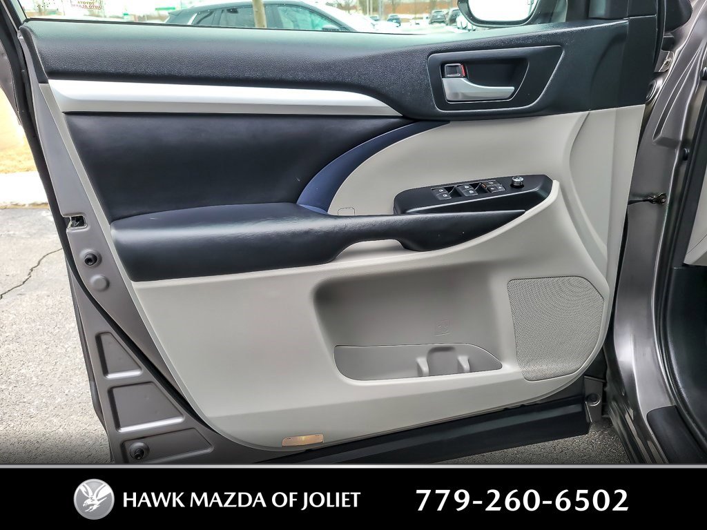 2017 TOYOTA HIGHLANDER - Image 15