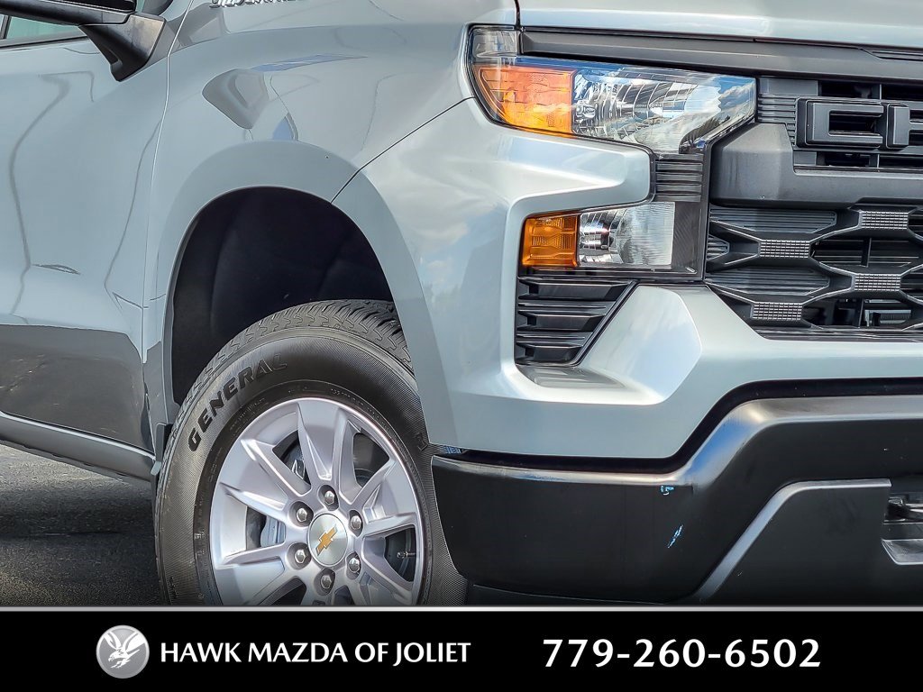 2025 Chevrolet Silverado 1500 Work Truck photo 3