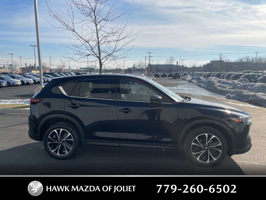 2022 Mazda CX-5 S Premium Plus package's photo