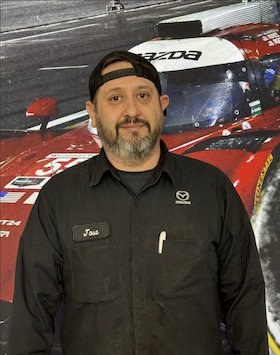 Staff member Jose Saucedo from ID_e377adb65bd3