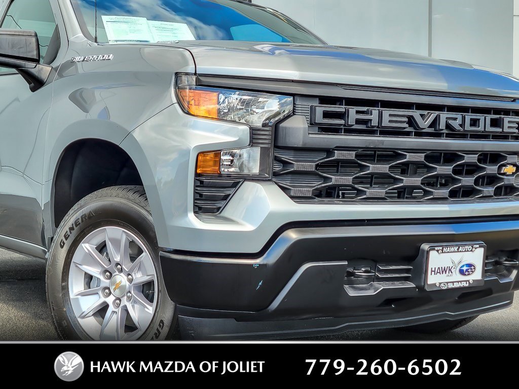2025 Chevrolet Silverado 1500 Work Truck photo 2