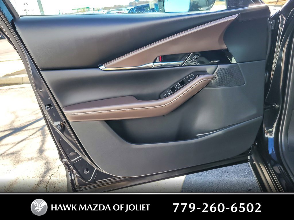 2025 MAZDA CX-30 - Image 17