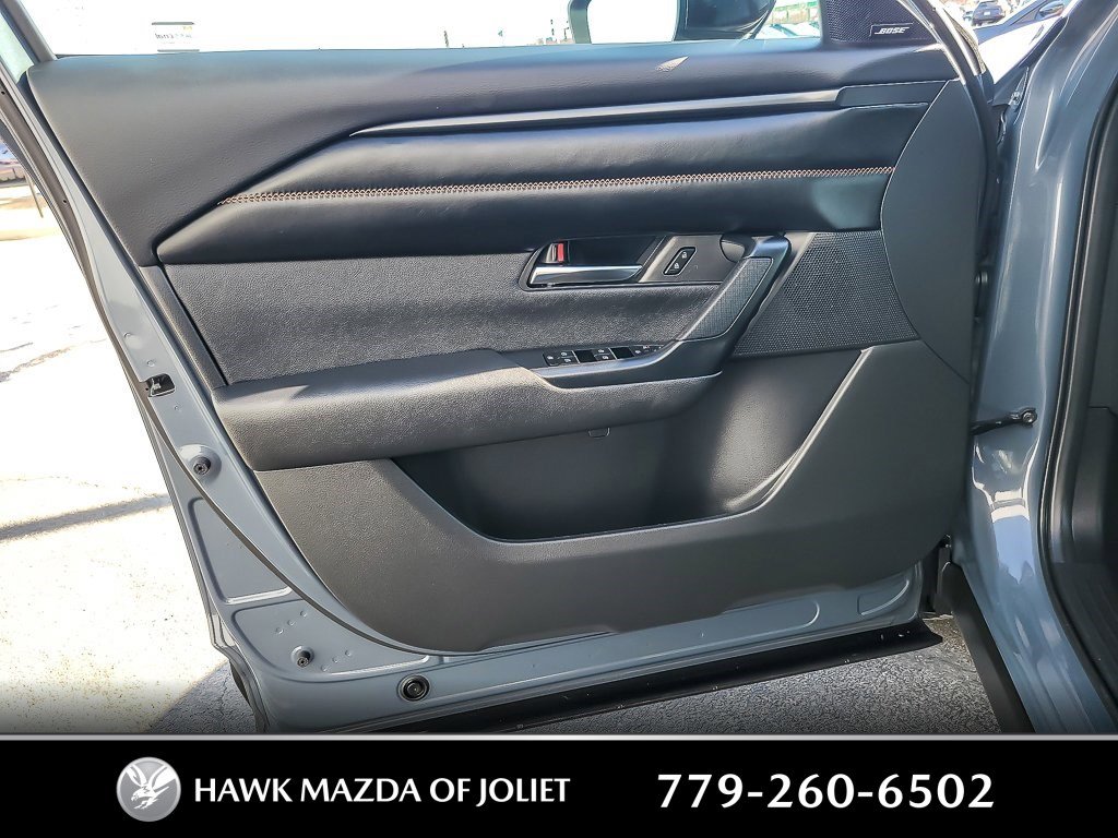 2023 MAZDA CX-50 - Image 17
