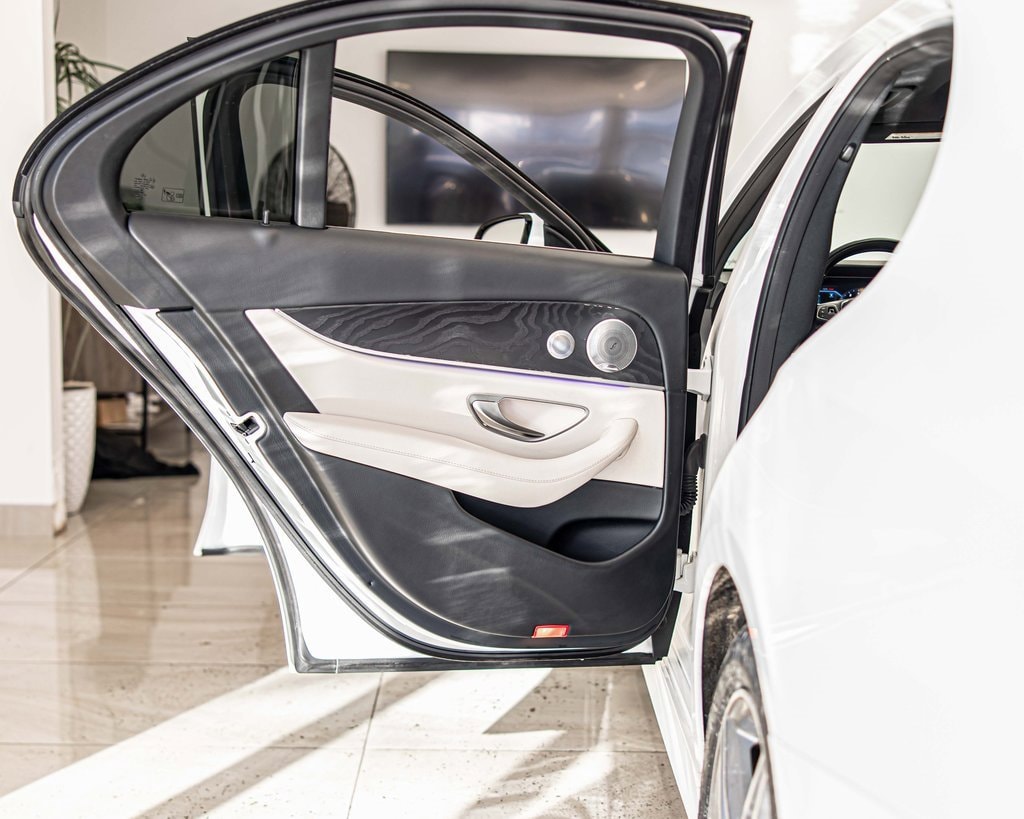 2018 MERCEDES-BENZ E-CLASS - Image 35