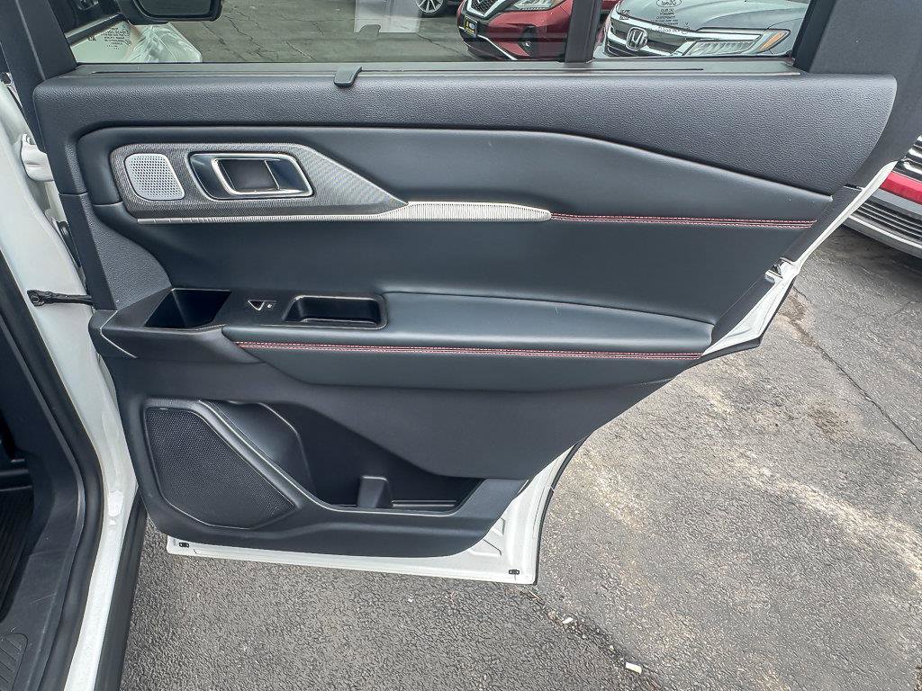 2025 FORD EXPLORER - Image 32