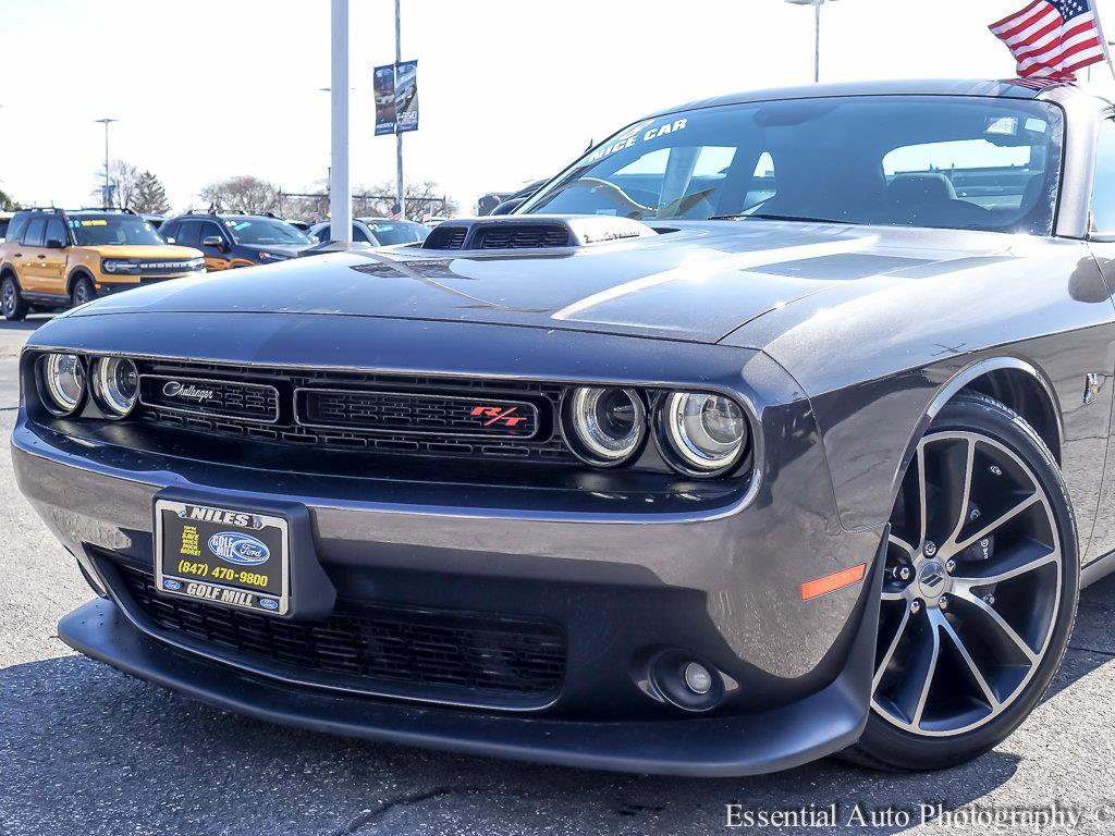 Used 2018 Dodge Challenger Scat Pack with VIN 2C3CDZFJ1JH338787 for sale in Plainfield, IL