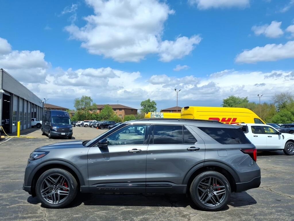 Used 2025 Ford Explorer ST-Line ST-Line 4WD