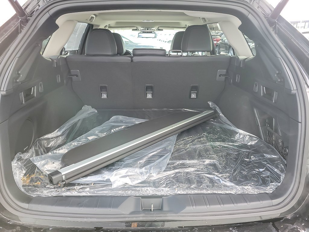 2025 SUBARU OUTBACK - Image 18