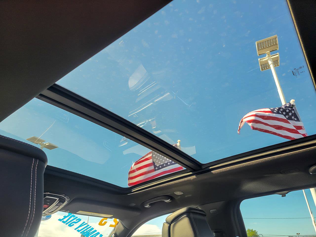 2023 JEEP GRAND WAGONEER - Image 18