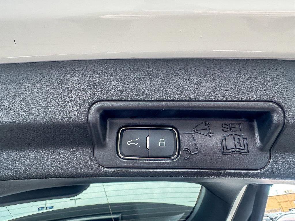 2025 FORD EXPLORER - Image 31