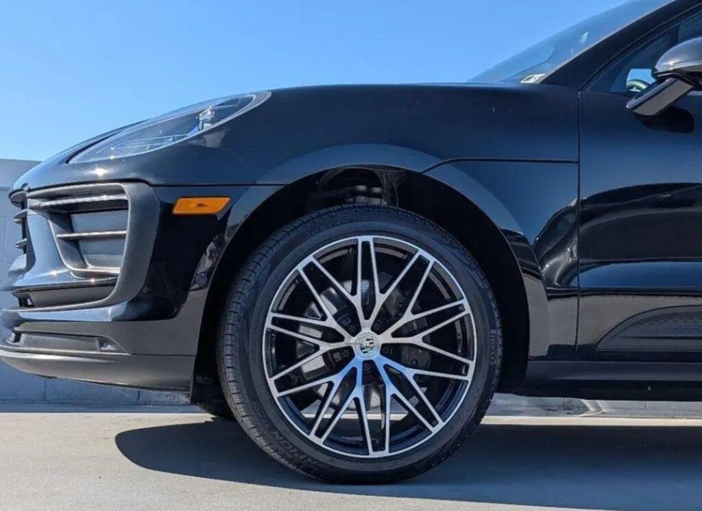 Used 2023 Porsche Macan T T AWD