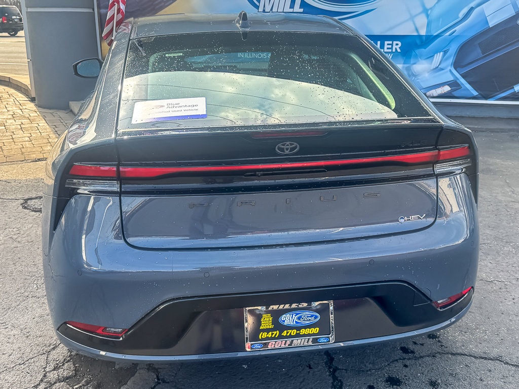 2025 TOYOTA PRIUS - Image 5