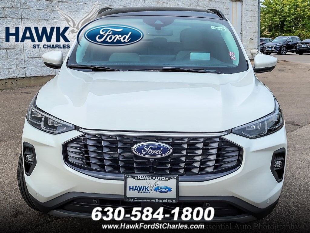 2024 Ford Escape Plug-In Hybrid photo 2