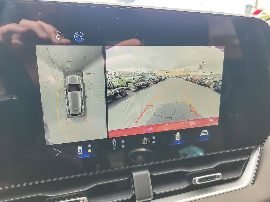 2025 CHEVROLET EQUINOX - Image 18