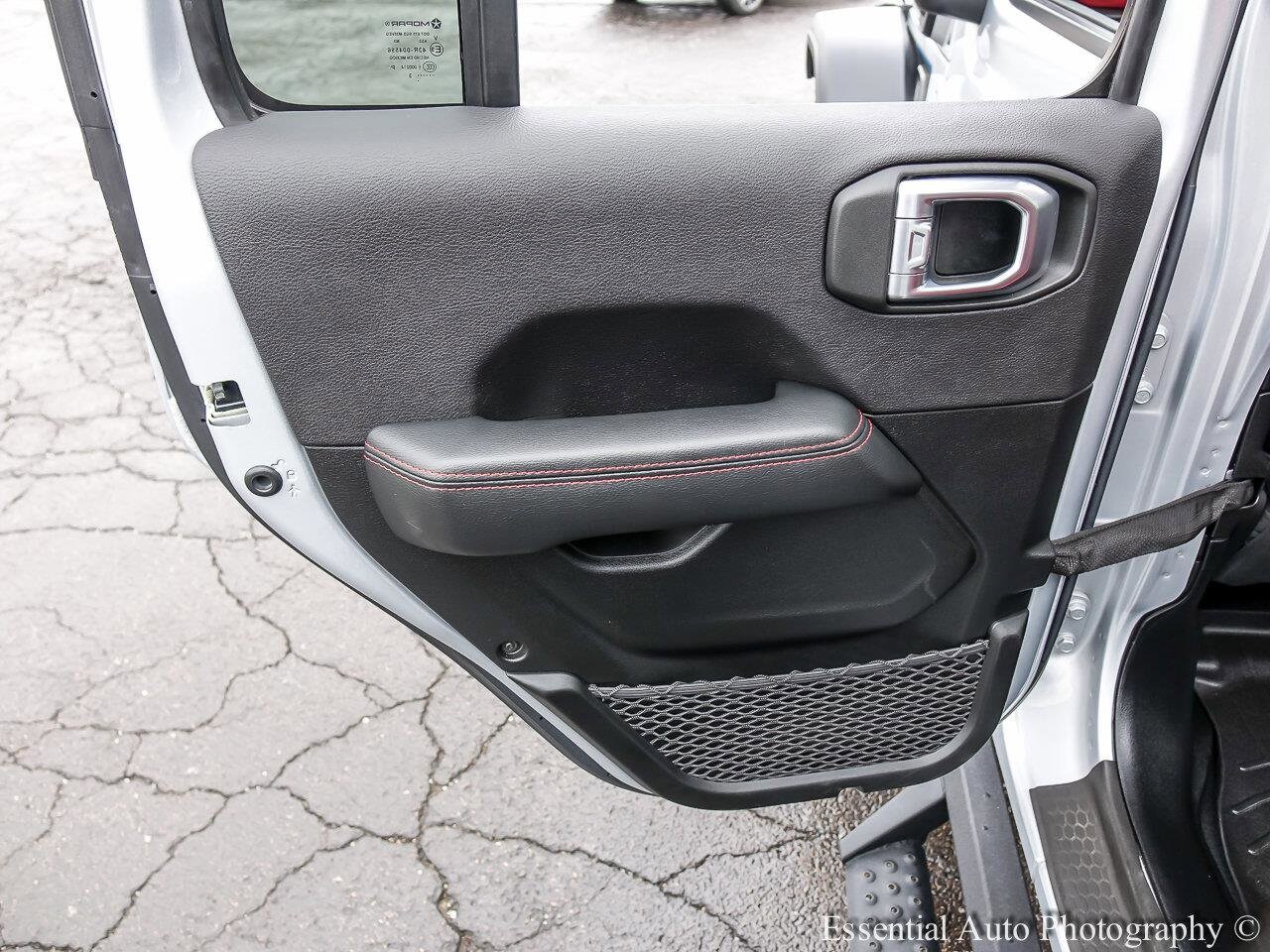 2023 JEEP WRANGLER - Image 19