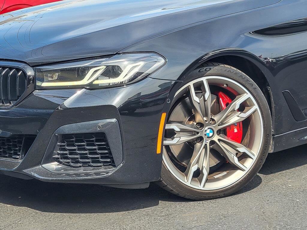 2021 Bmw M550i xDrive photo 2
