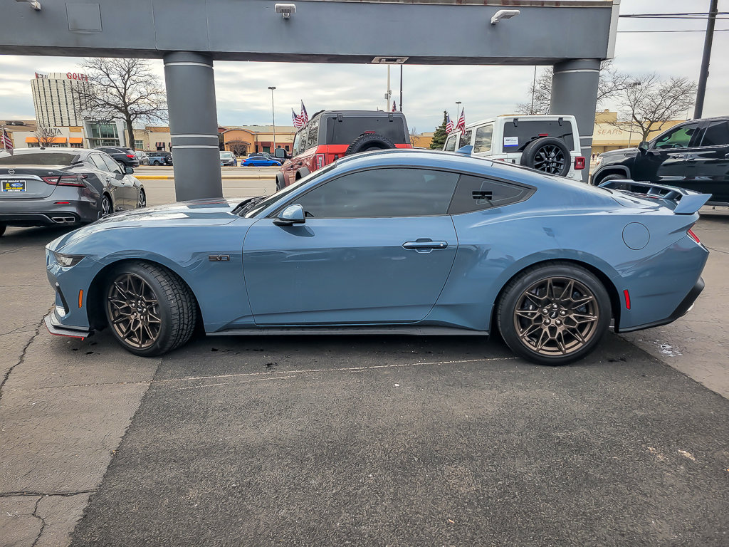 2024 FORD MUSTANG - Image 6